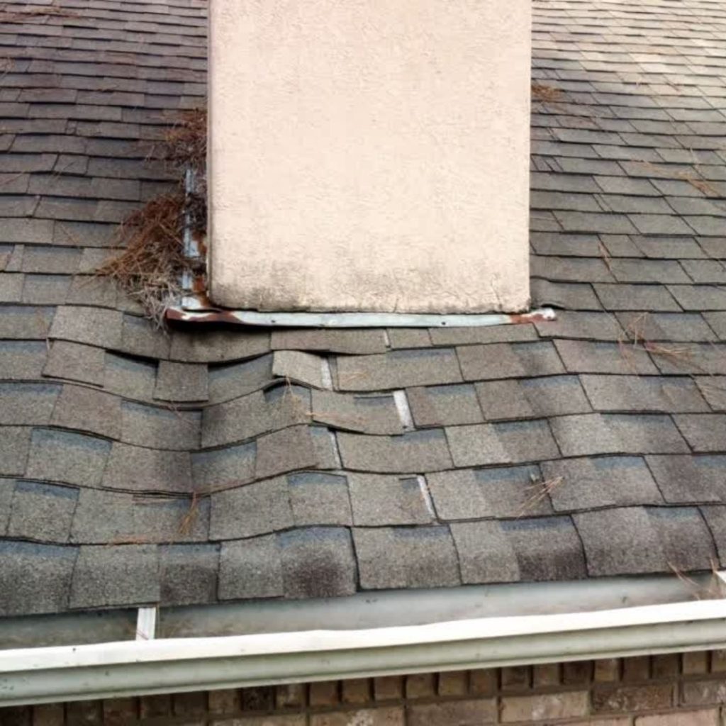 Know The Signs That It's Time to Replace Your Roof